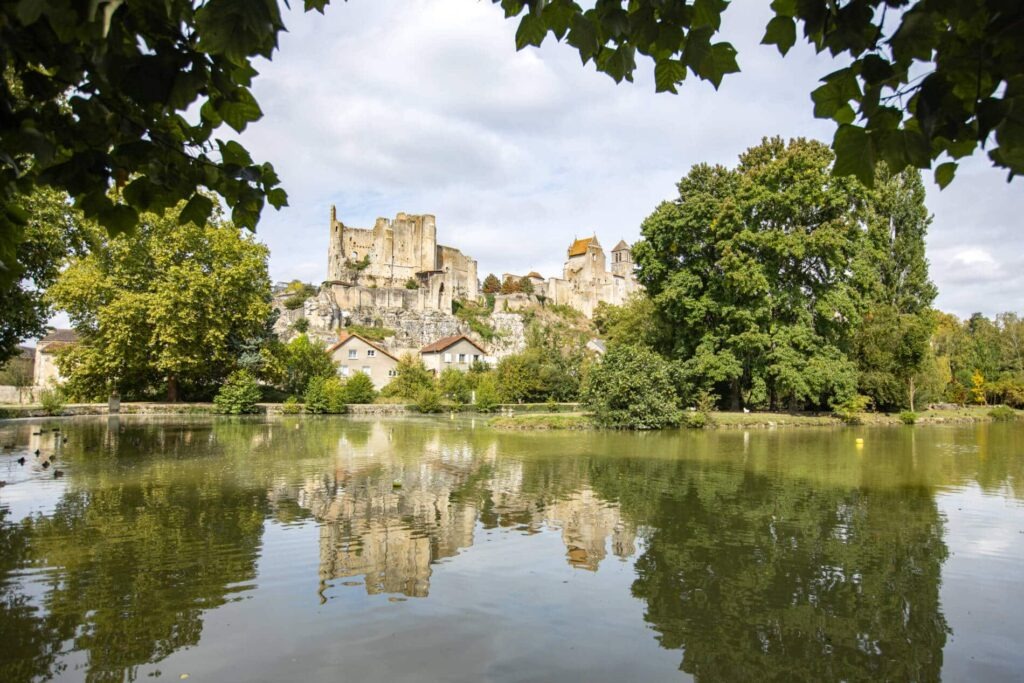 Cite medievale de Chauvigny Clo Clem 2280 1900x1267 1 - CDJE 86