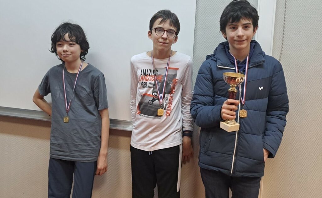 0c838a23 bb2c 4370 8e17 ea83c25d7e82 1 - CDJE 86