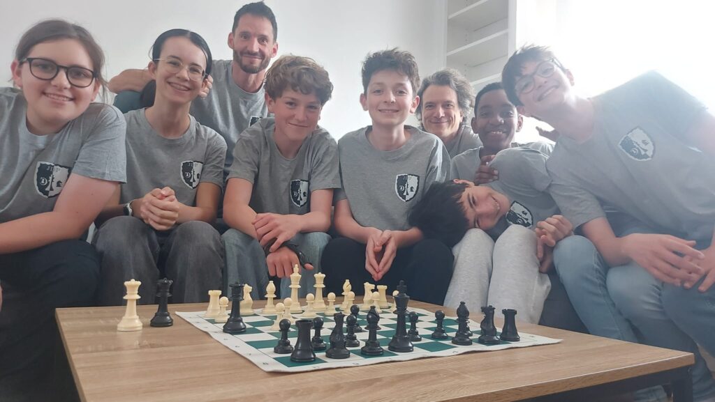 equipe avec maillots - CDJE 86